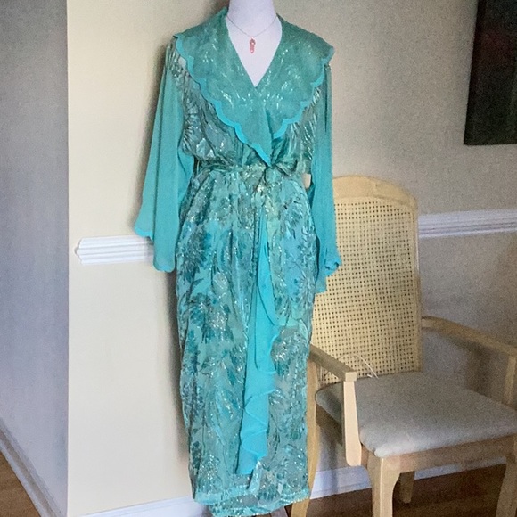 Victoria's Secret Other - Vintage Gold Label Victoria’s Secret beautiful aqua loungewear or dres…